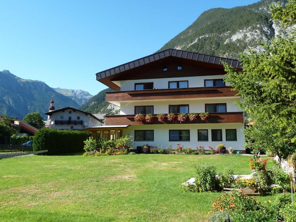 Готель Gastehaus Frischhut Нассерайт Екстер'єр фото